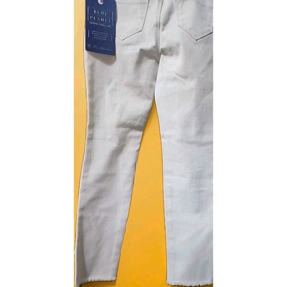 BoomBoom Destroyed Skinny Jeans Size 4 Inseam 24.5 Nwt Excellent A126 Distressed - Picture 6 of 7
